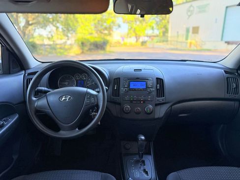 Used 2012 Hyundai Elantra GLS image 12