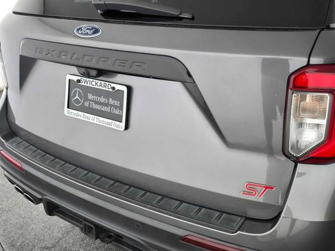Used 2021 Ford Explorer ST w/ Equipment Group 401A AWD/4WD image 14