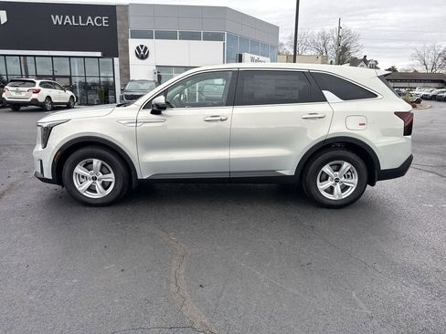 New 2026 Kia Sorento LX image 3