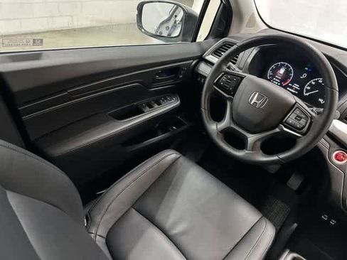 Certified 2025 Honda Odyssey EX-L image 12