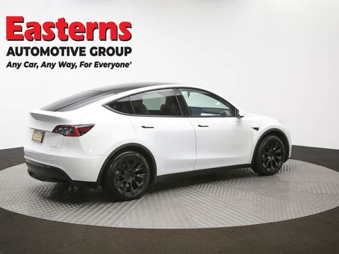 Used 2020 Tesla Model Y Long Range image 38