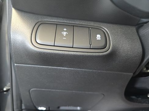 New 2026 Hyundai Venue SE FWD image 26
