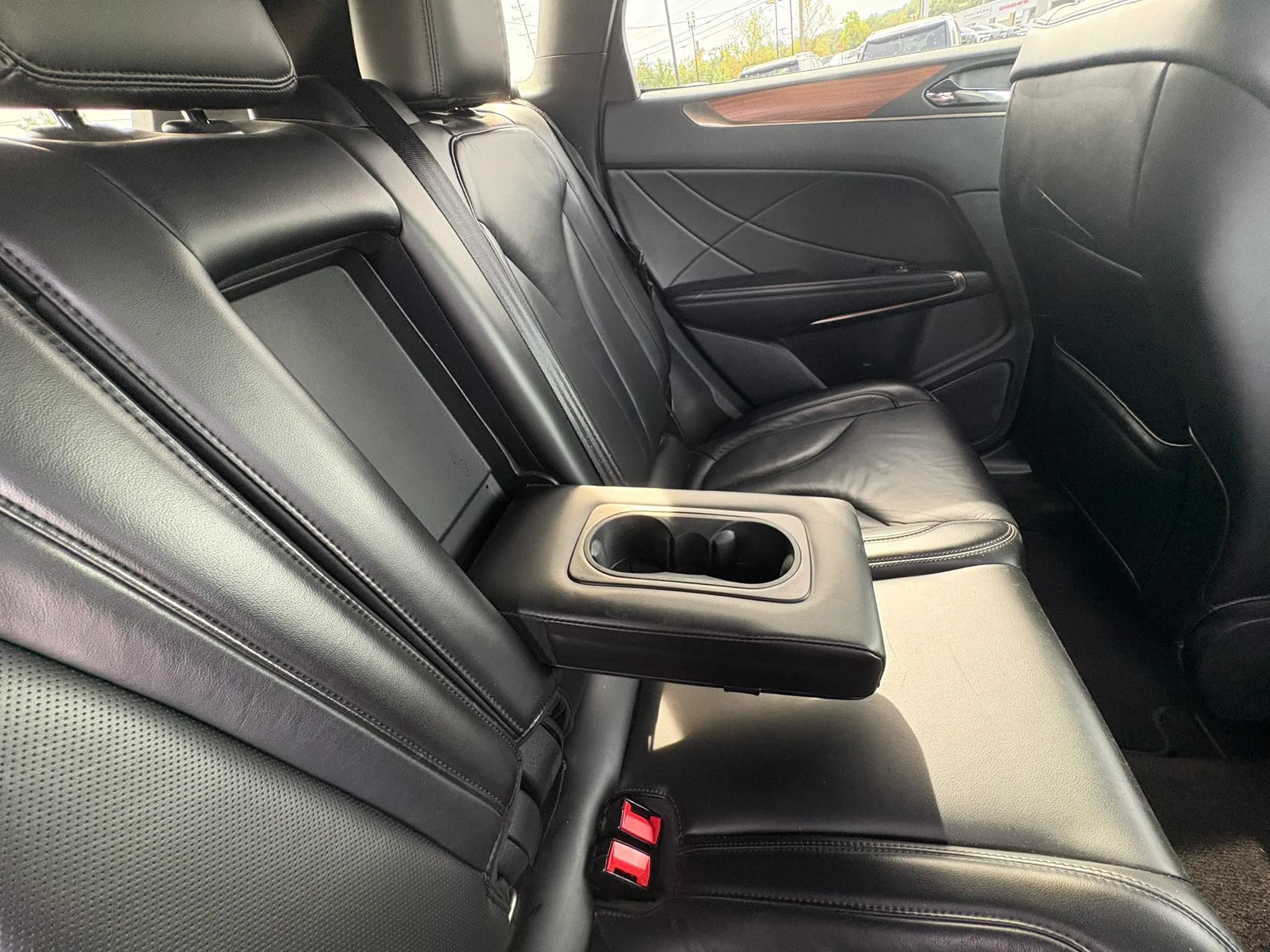 Used 2018 Lincoln MKC Select w/ Select Plus Package FWD image 29
