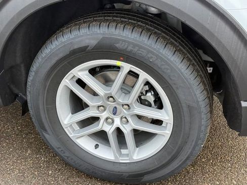 New 2026 Ford Explorer Active image 9