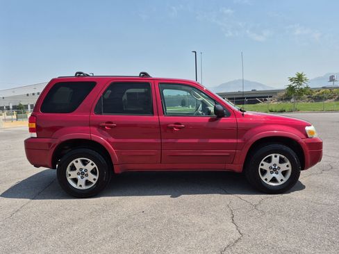 Used 2007 Ford Escape Limited AWD/4WD image 2