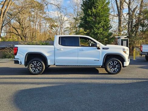 Used 2021 GMC Sierra 1500 AT4 w/ AT4 Premium Package image 16