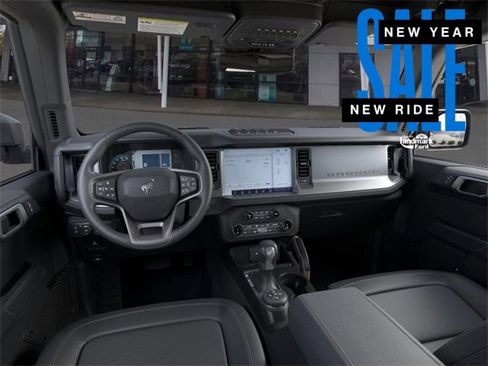 New 2025 Ford Bronco Badlands image 9