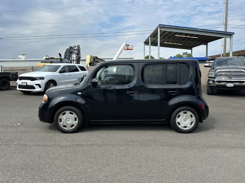 Used 2013 Nissan Cube 1.8 S w/ Interior Designer Pkg image 2