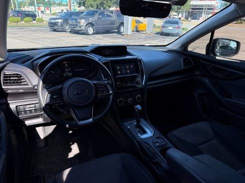 Used 2020 Subaru Crosstrek 2.0i Premium w/ Moonroof Package 2 AWD/4WD image 18