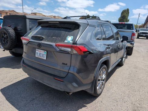 Used 2022 Toyota RAV4 XLE Premium FWD image 3
