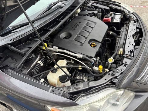 Used 2013 Toyota Corolla LE FWD image 50