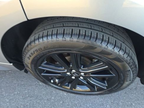 Certified 2024 Ford Edge ST-Line image 6