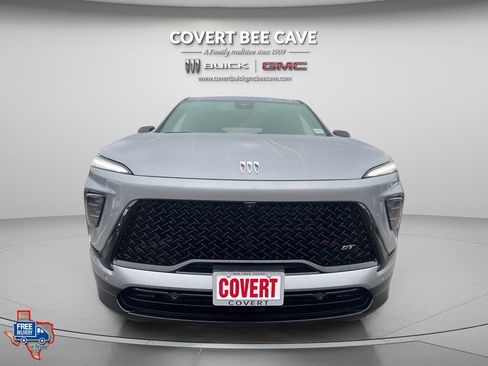 New 2025 Buick Enclave Sport Touring w/ Super Cruise Package image 3