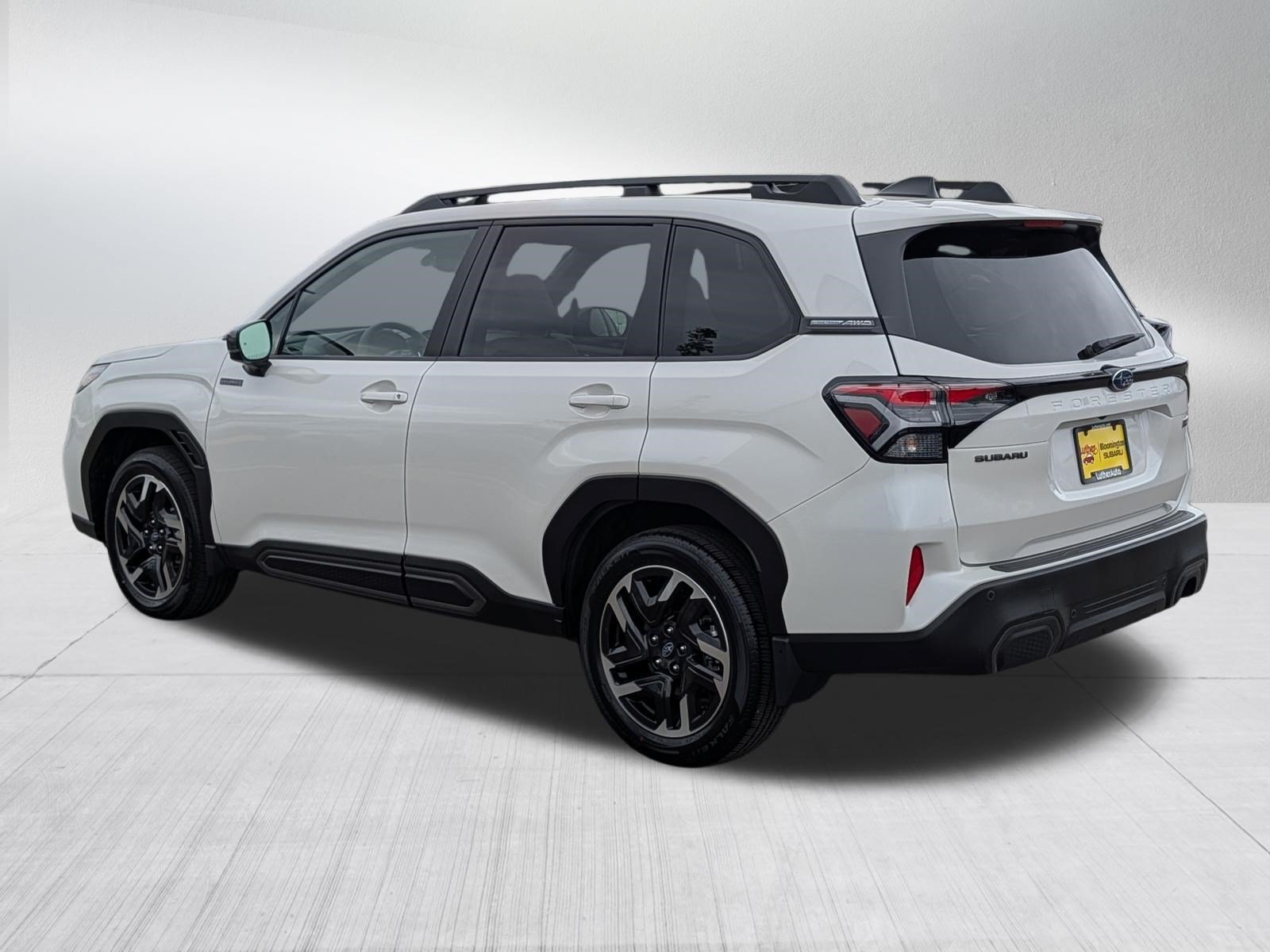 Used 2025 Subaru Forester Limited AWD/4WD image 5