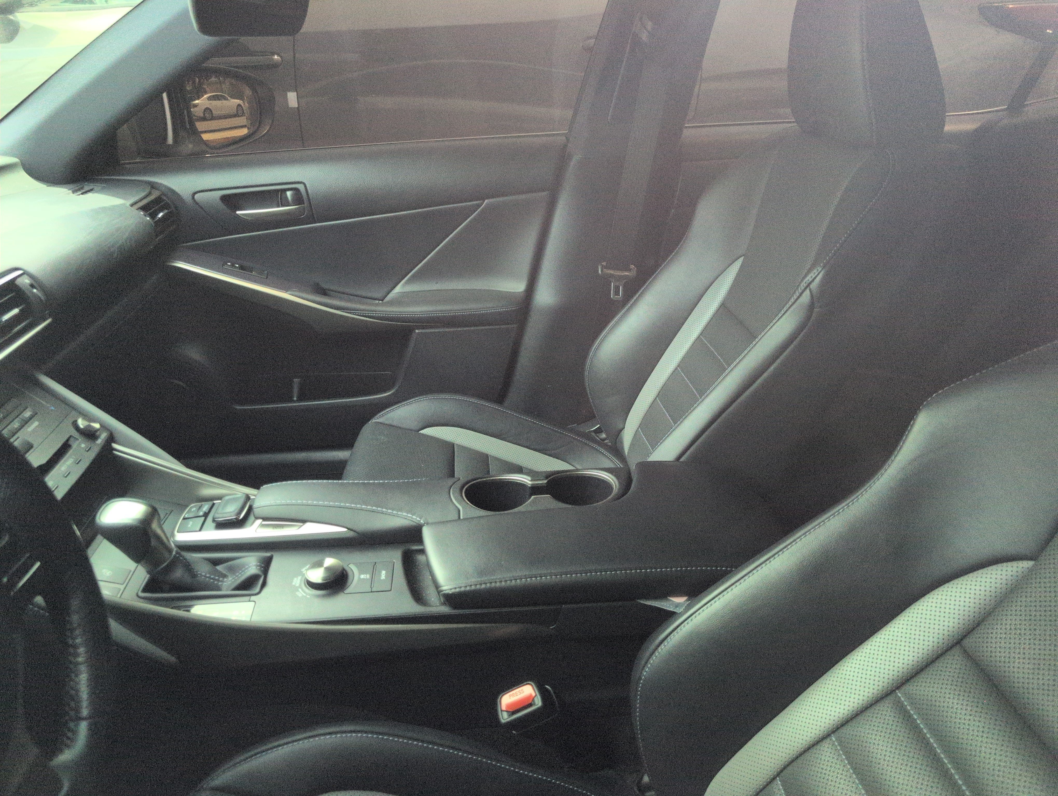Used 2020 Lexus IS 300 F Sport w/ Blackline Edition RWD image 5