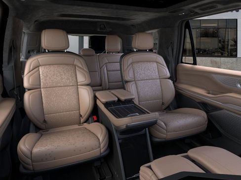 New 2026 Lincoln Navigator Black Label AWD/4WD image 11