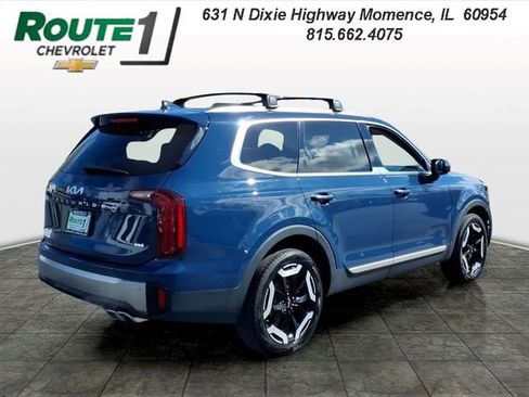 Used 2025 Kia Telluride S AWD/4WD image 3