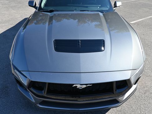 Used 2025 Ford Mustang GT Premium image 12