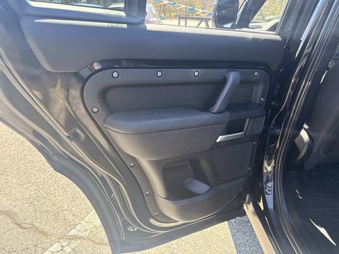 Used 2025 Land Rover Defender 110 S AWD/4WD image 17