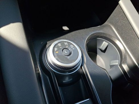 New 2026 Ford Explorer Active AWD/4WD image 9