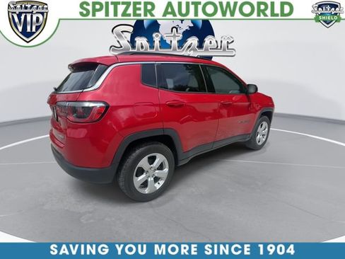 Used 2019 Jeep Compass Latitude w/ Popular Equipment Group AWD/4WD image 9