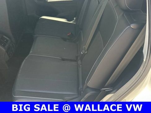 Certified 2023 Volkswagen Tiguan SE FWD image 14