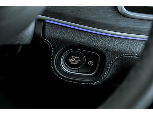 New 2026 Mercedes-Benz GLS 450 4MATIC image 13