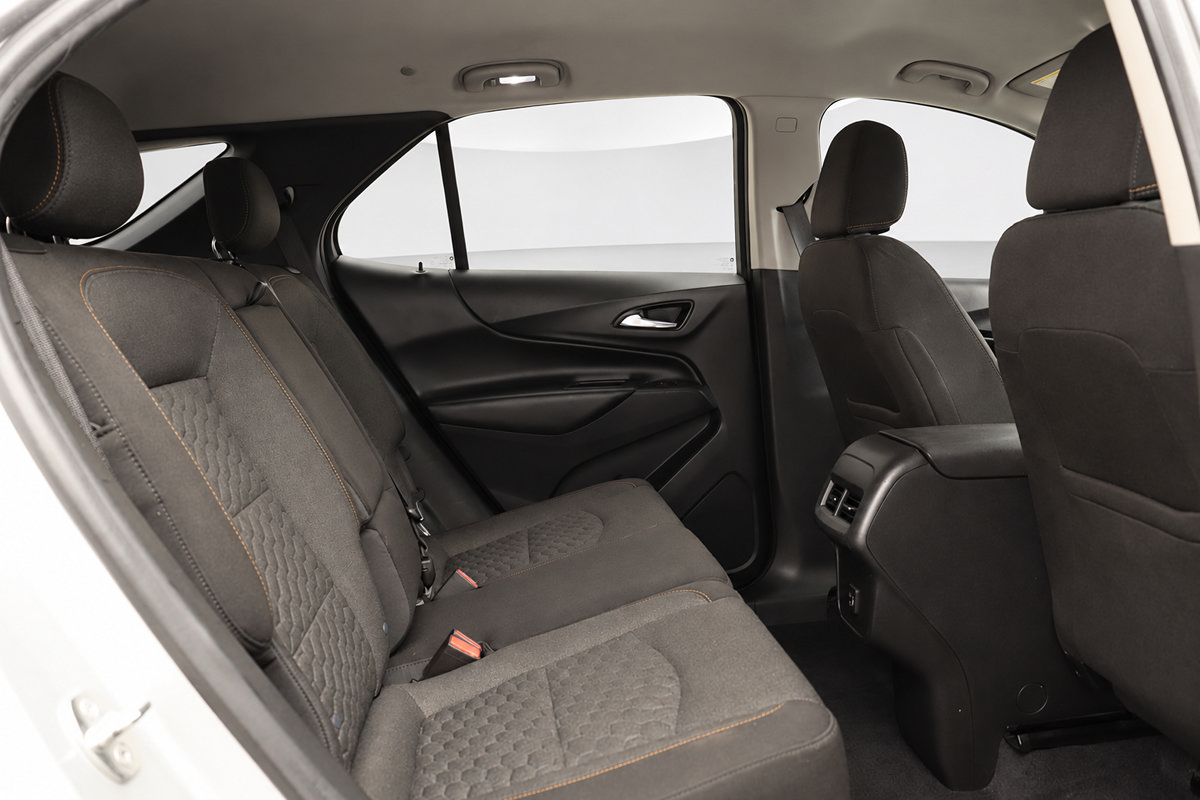 Used 2020 Chevrolet Equinox LT FWD image 14