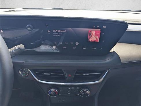 Used 2025 Buick Encore GX Preferred FWD image 14