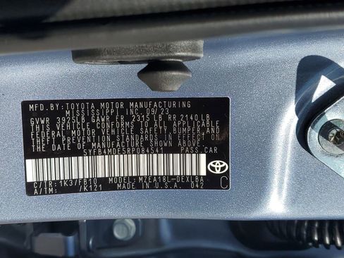 Certified 2024 Toyota Corolla LE image 28