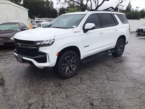 Used 2021 Chevrolet Tahoe Z71 w/ Z71 Off-Road Package image 2