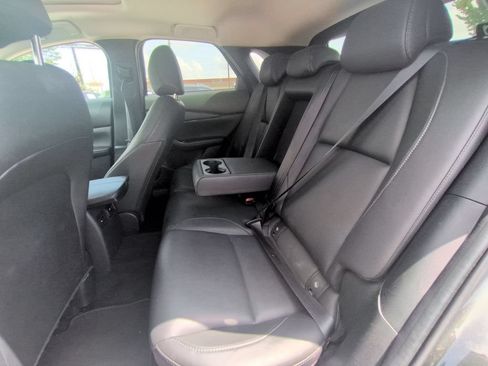 Used 2025 MAZDA CX-30 AWD 2.5 S w/ Preferred Package image 27