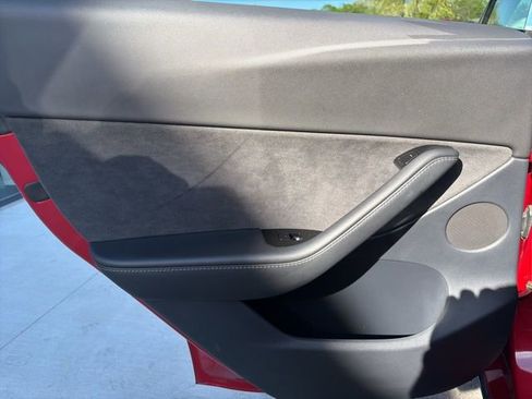 Used 2020 Tesla Model Y Performance image 19