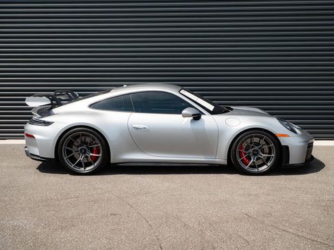 Used 2026 Porsche 911 GT3 RWD image 23