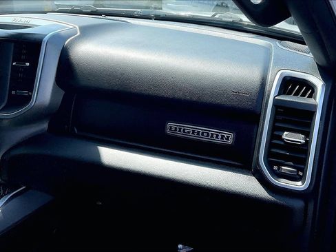 Used 2022 RAM 1500 Big Horn AWD/4WD image 21