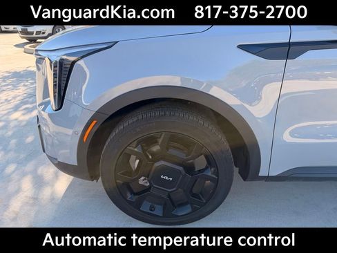 Certified 2024 Kia Sorento SX Prestige image 8