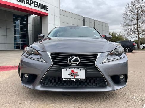 Used 2016 Lexus IS 200t RWD image 3