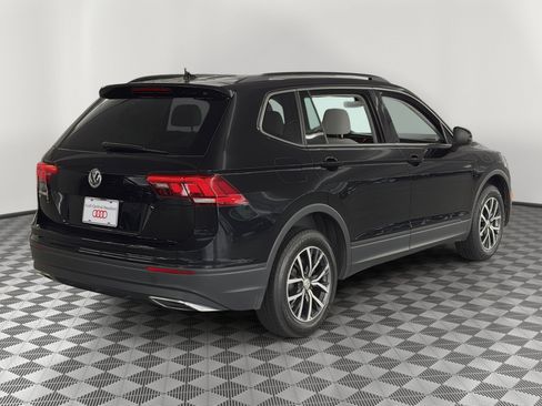 Used 2019 Volkswagen Tiguan SE FWD image 9