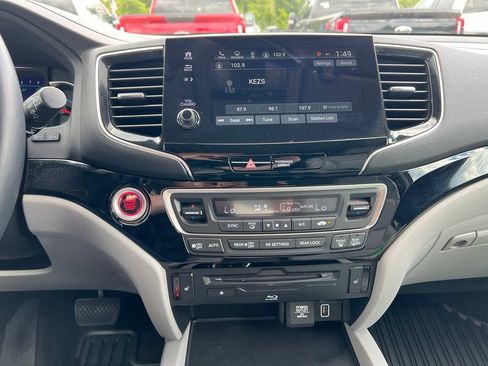 Used 2022 Honda Pilot Touring image 27