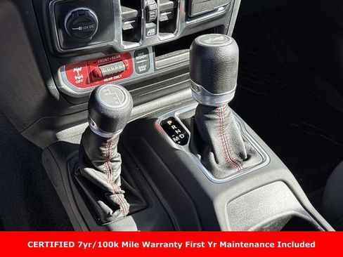 Used 2022 Jeep Wrangler Unlimited Rubicon w/ LED Lighting Group AWD/4WD image 24