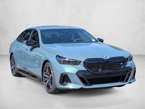 New 2026 BMW i5 AWD/4WD image 6