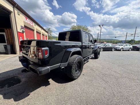Used 2021 Jeep Gladiator Sport AWD/4WD image 11