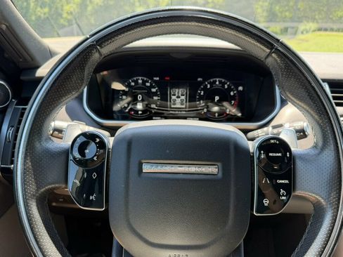 Used 2018 Land Rover Range Rover Sport Supercharged AWD/4WD image 15