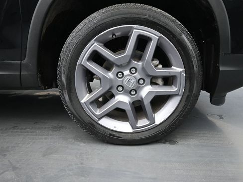 Used 2023 Honda Passport EX-L image 10