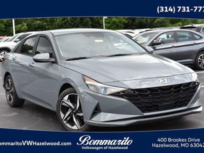 Used 2023 Hyundai Elantra SEL w/ Convenience Package