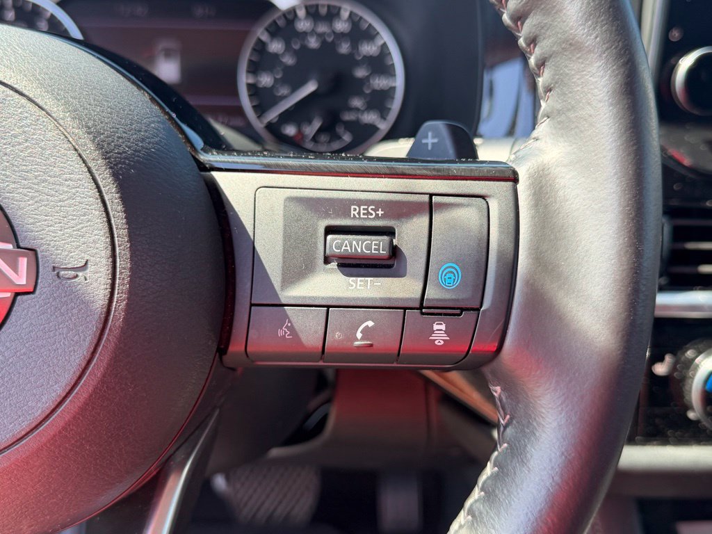 Used 2025 Nissan Pathfinder SL FWD image 21