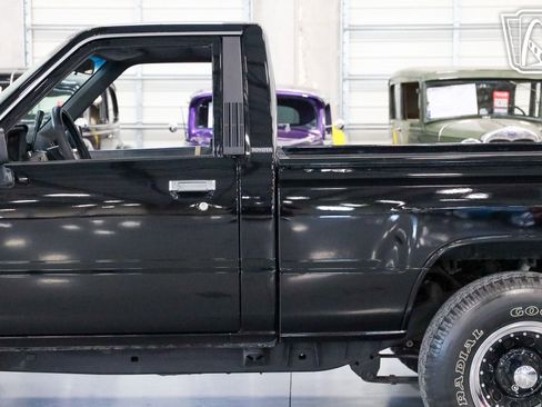 Used 1987 Toyota Pickup 2WD Regular Cab image 21