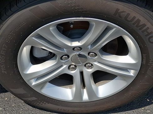 Used 2023 Dodge Charger SXT RWD image 10