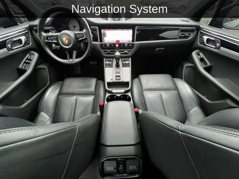 Used 2023 Porsche Macan S image 2