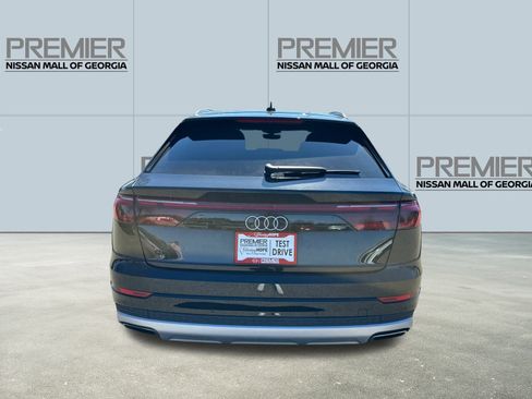 Used 2024 Audi Q8 Prestige image 6